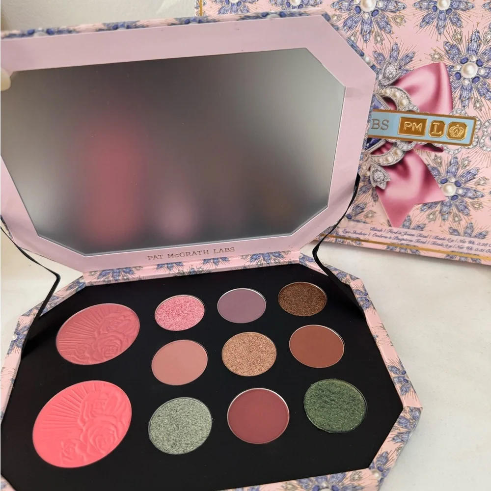 Pat McGrath Eyeshadow And BLUSH Palette - - Picture 6 of 8